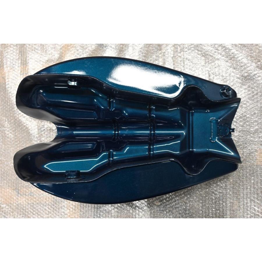 K-073 新品 Z1 Z2 750RS ロングピッチ 青玉虫 ガソリンタンク K-073 新品 Z1 Z2 750RS ロングピッチ 青玉虫 ガソリンタンク