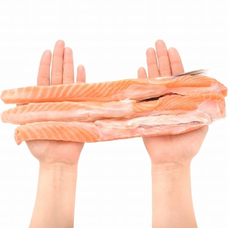 トロサーモン ハラス 業務用 300g&times;10パック 鮭ハラスは、一番おいしい脂がのった大トロ部分！こんがり焼けばトロけます！旨みの濃さならハラス