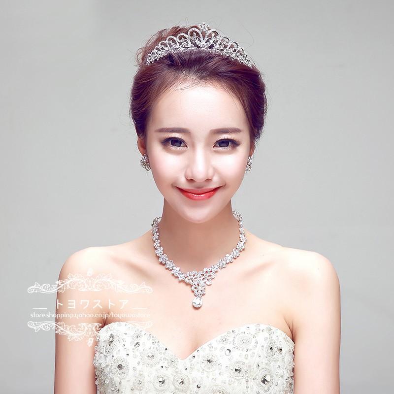 国内外の人気 ティアラ クラウン ネックレス ピアス イヤリング 3点セット 結婚式 髪飾り 花嫁 パーティー 披露宴 二次会 ウェディング ヘッドドレス ブライダル アクセサリー Materialworldblog Com