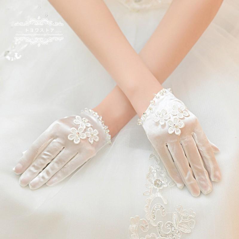 ウエディンググローブ ショート 結婚式 サテングローブ 安い ブライダルグローブ 花嫁 グローブ 二次会 パーティー手袋 オフホワイト st054 トヨワストア 通販 Yahoo ショッピング