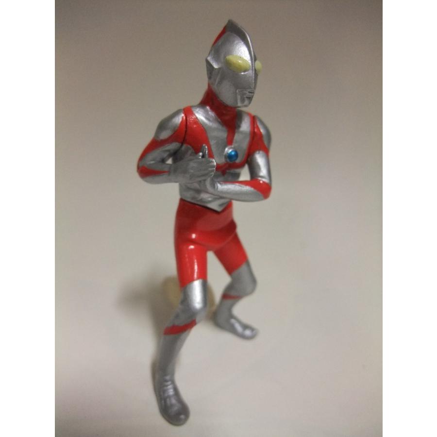 ガシャポン HG ウルトラマン P32 人間標本5・6編 全6種セット バンダイ 商品・サービスサイト | HGシリーズ ウルトラマン32