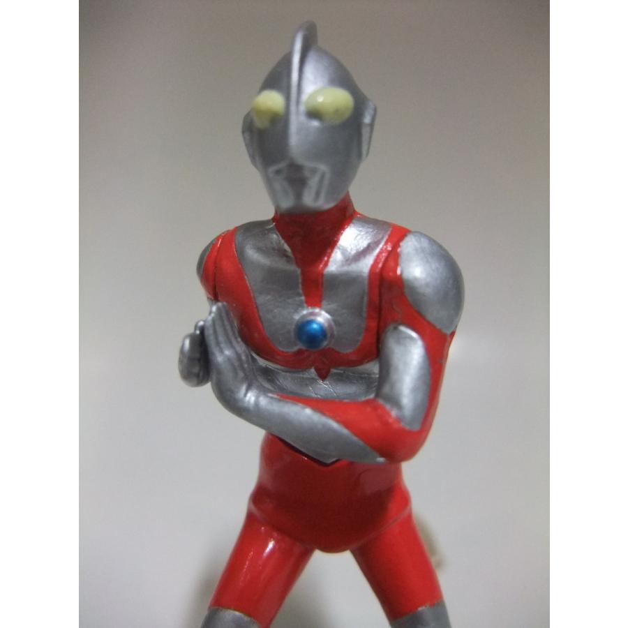 ウルトラマンフィギュア 32体セット Over 10,000 yen retail price & 32cm tall super sculpted