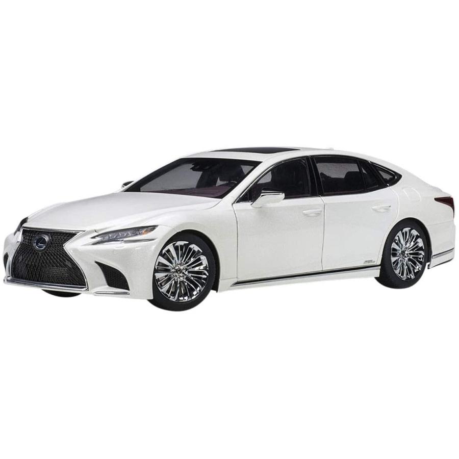 AUTOart 1/18 レクサス LS500h メタリック・ホワイト インテリア AUTOart 1/18 レクサス LS500h メタリック・ホワイト インテリア