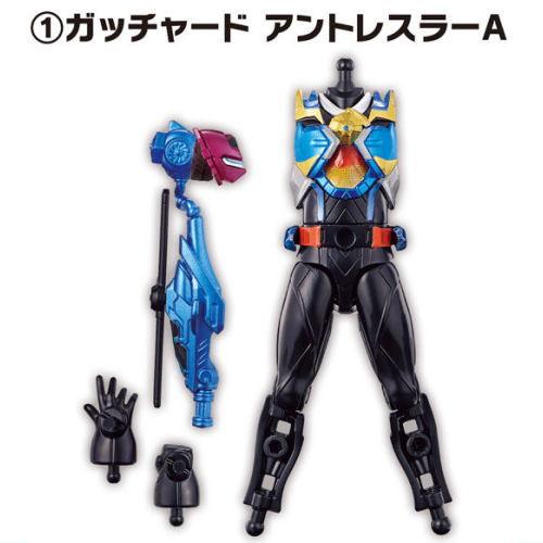 BANDAI 装動 仮面ライダーガッチャード→3←&装動 仮面 BANDAI 装動 仮面ライダーガッチャード→3←&装動 仮面