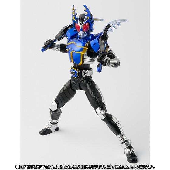 即出荷可 送料込 S H Figuarts 仮面ライダーガタック 真骨彫 カブト 特撮