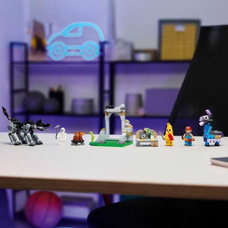 レゴ LEGO フォートナイト ピーリーとスパークプラグのキャンプ場