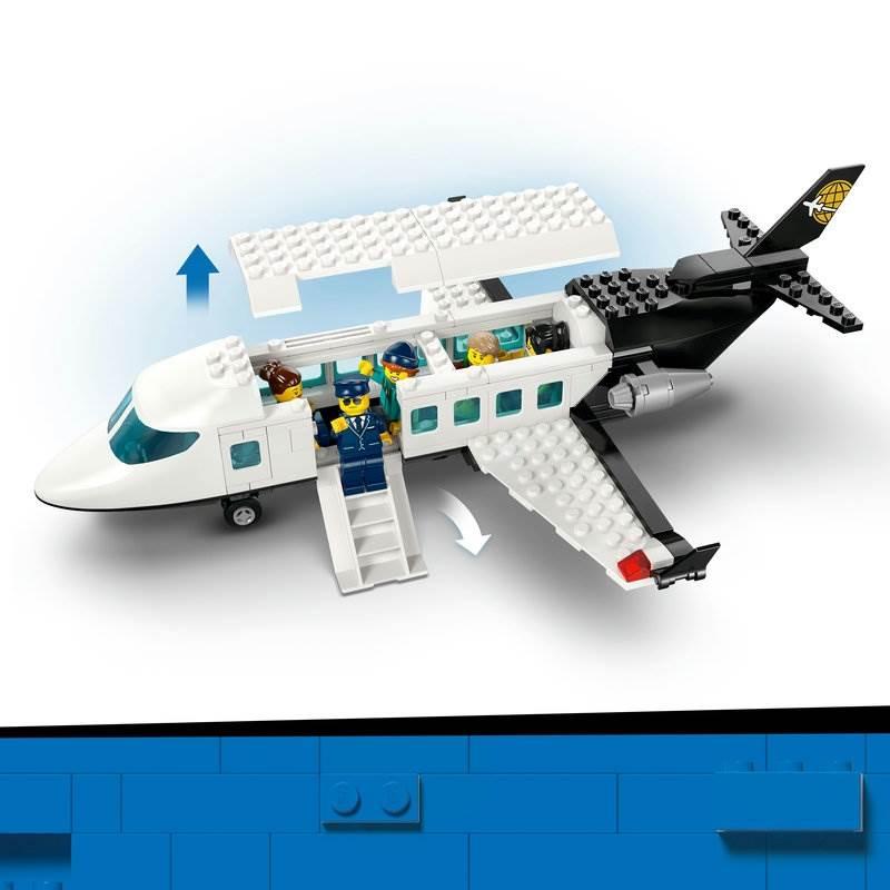 オンライン限定価格】レゴ LEGO シティ 空港ターミナルと飛行機 60502