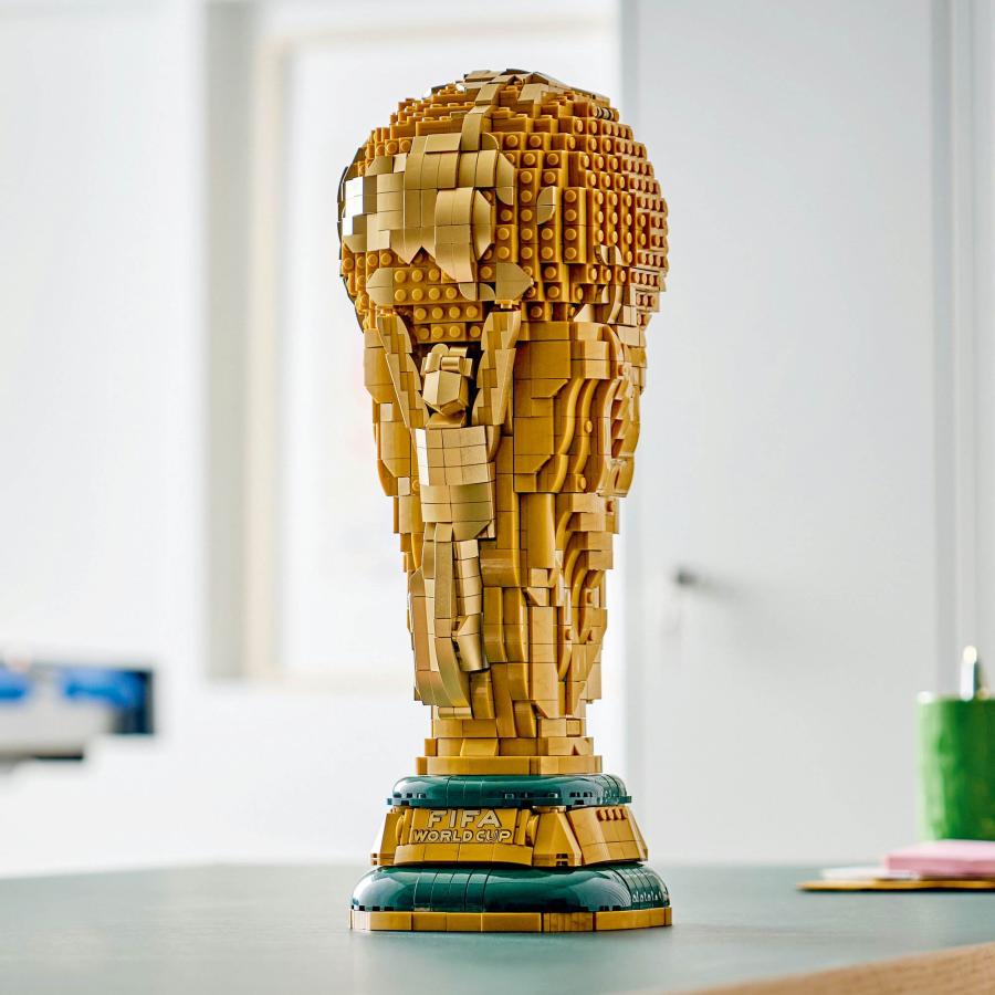 レゴ LEGO エディション FIFAワールドカップ (TM) 公式トロフィー レゴ(LEGO) エディション FIFAワールドカップ(TM) 公式トロフィー