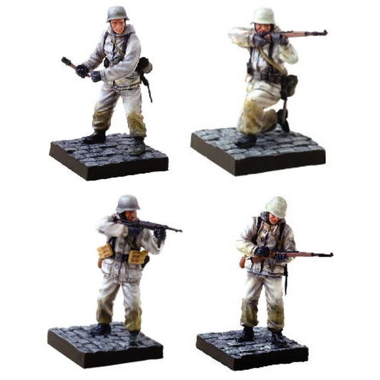童友社 1/35 コンバットフィギュア Vol.1 野戦服兵士4種/冬季装備兵士4