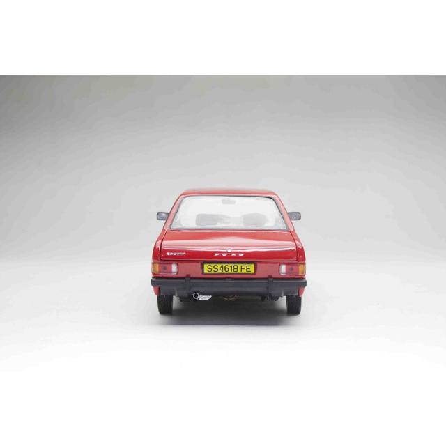 SUNSTAR 1/18 フォード エスコート MKII Sport 1975 レッド完成品ダイ