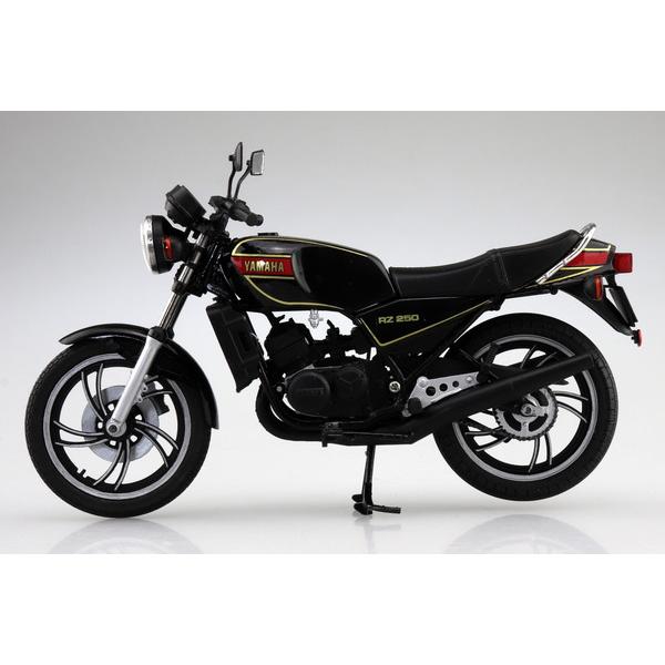 9月再入荷予定 スカイネット 1/12 完成品バイク Yamaha RZ250 ニューヤマハブラック｜toystadium-hobby｜03