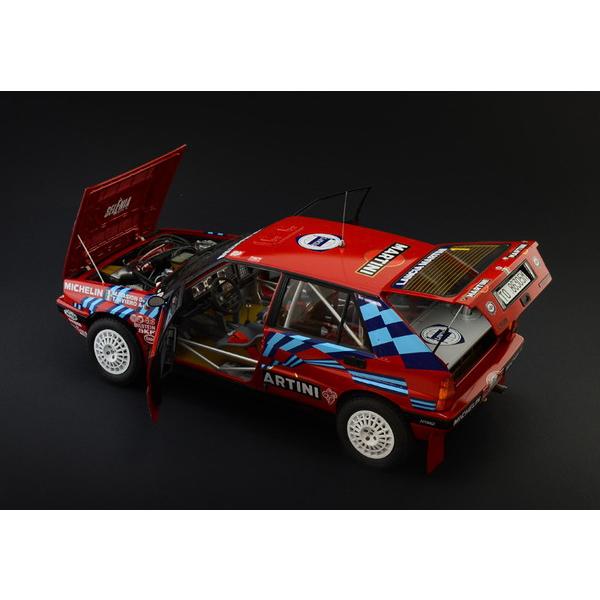 イタレリ 1/12 ランチア デルタ HF インテグラーレ 16V 1989 イタレリ 1/12 ランチア デルタ HF インテグラーレ 16V 1989