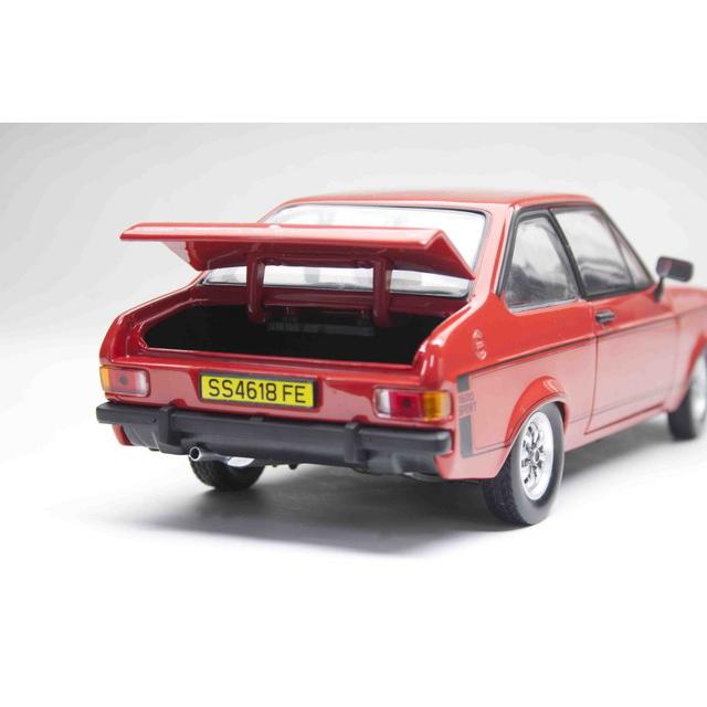SUNSTAR 1/18 フォード エスコート MKII Sport 1975 レッド完成品ダイ