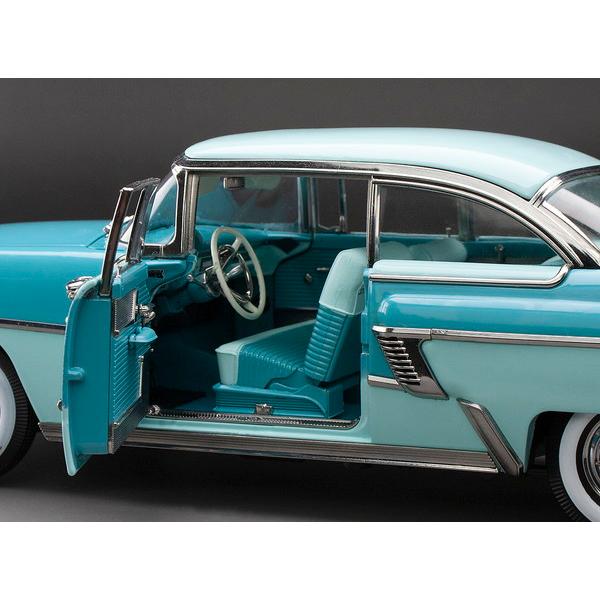 1/18 マーキュリー モントクレア ハードトップ 1956 ナイアガラ ブルー/ローダーデール ブルー スペアタイヤ付 完成品 【ジェネレーションズ】 5148　送料無料