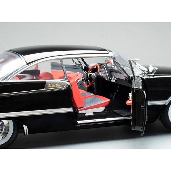 9月発売予定】 SUNSTAR 1/18 ダッジ カスタム ロイヤル ランサー