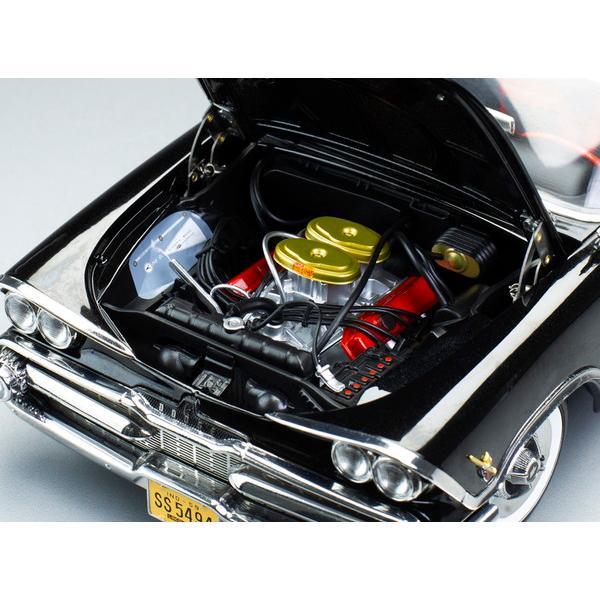 9月発売予定】 SUNSTAR 1/18 ダッジ カスタム ロイヤル ランサー