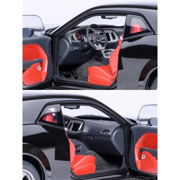 AUTOart 1/18 ダッジ チャレンジャー SRT スーパー ストック 2023