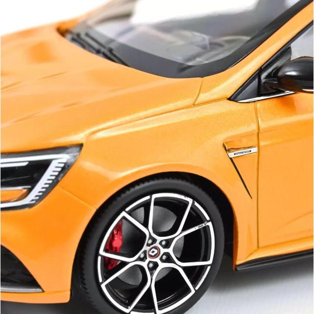 NOREV 1/18 ルノー メガーヌ R.S. トロフィー 2022 トニックオレンジ