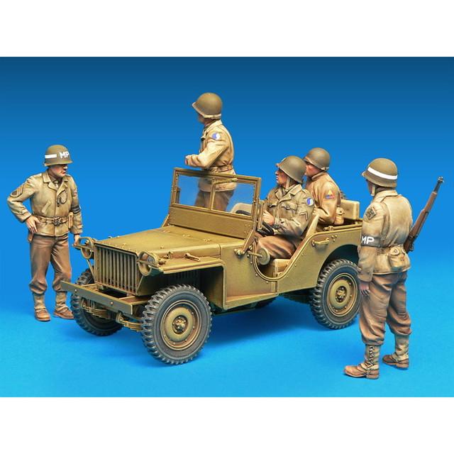 ミニアート 1/35 WW.II アメリカ軍 歩兵&憲兵 全5体セット プラモデル