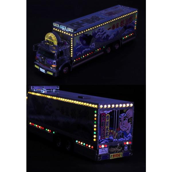 アオシマ 完成品ラジコン 1/32 RCトラック野郎 No.03 一番星 アオシマ 完成品ラジコン 1/32 RCトラック野郎 No.03 一番星
