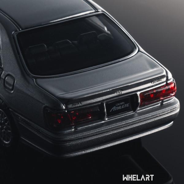 WHELART 1/64 トヨタ クラウン アスリート 2003 シルバー 完成品ダイ