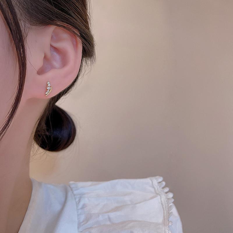 ピアス 18金 アレルギー対応 レディース 小さめ 流れ星 星 セカンドピアス ファーストピアス プレゼント 仕事 |  | 06