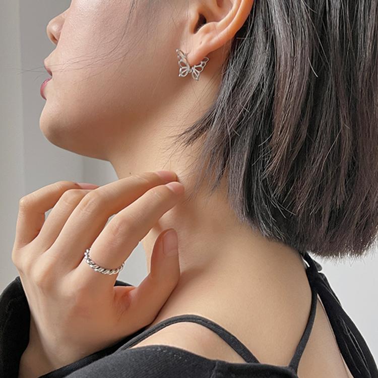 フープピアス 18K シルバー925 金属アレルギー対応 レディース 蝶々 バタフライ ちょうちょう 透かし プレゼント 仕事 |  | 13