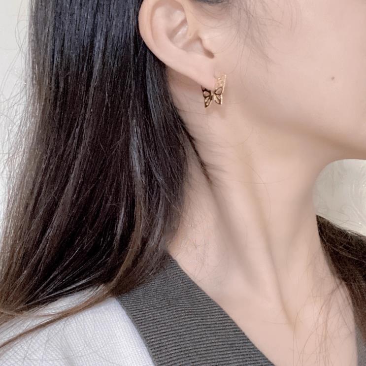 フープピアス 18K シルバー925 金属アレルギー対応 レディース 蝶々