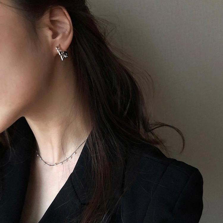 フープピアス 18K シルバー925 金属アレルギー対応 レディース 蝶々 バタフライ ちょうちょう 透かし プレゼント 仕事 |  | 09