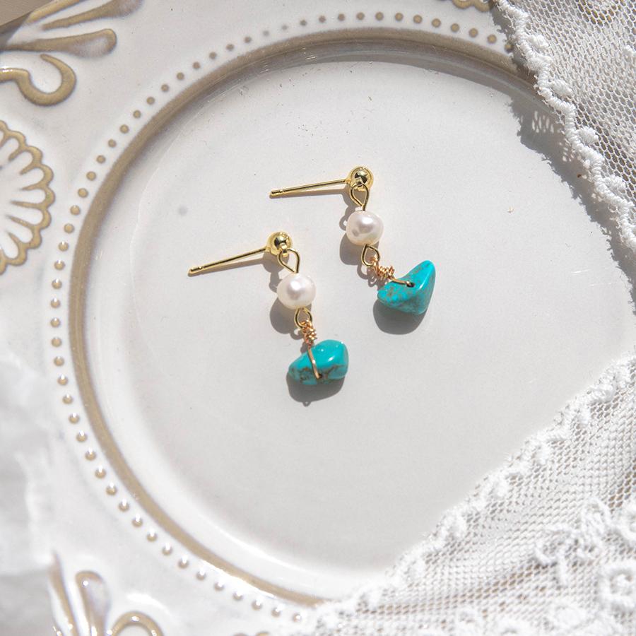 ピアス 18金 パール レデイーズ アレルギー対応 淡水パール 天然石 誕生石 トルコ石 ターコイズ 揺れる プレゼント 仕事 |  | 05