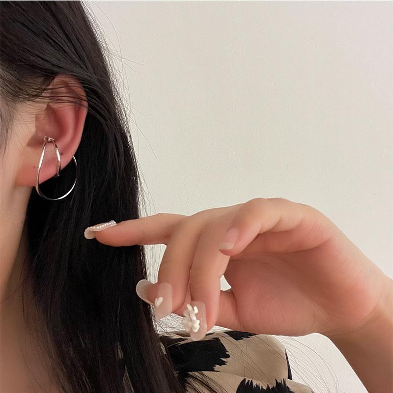 イヤーカフ レディース 18K 両耳用 2連 メタル ダブルライン ダブルツイスト 重ね付け風 カジュアル 仕事 プレゼント オフィス |  | 05