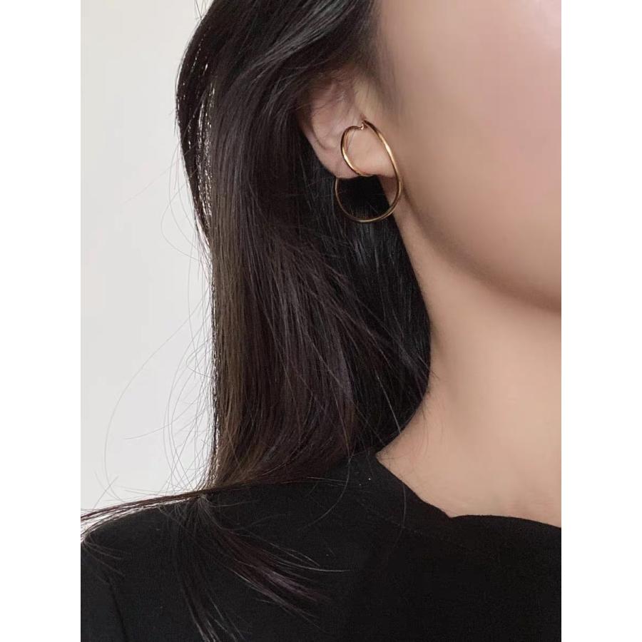 イヤーカフ レディース 18K 両耳用 2連 メタル ダブルライン ダブルツイスト 重ね付け風 カジュアル 仕事 プレゼント オフィス |  | 06
