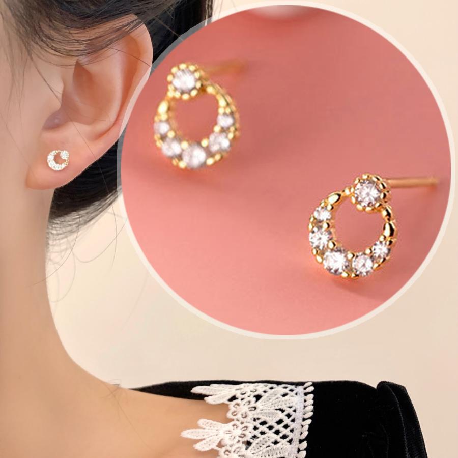 ピアス レディース 小さめ 18K アレルギー対応 ゴールド CZダイヤモンド 月 ムーン 三日月 透かし 仕事 プレゼント | 