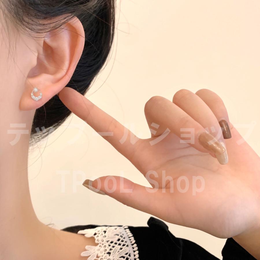 ピアス レディース 小さめ 18K アレルギー対応 ゴールド CZダイヤモンド 月 ムーン 三日月 透かし 仕事 プレゼント |  | 02