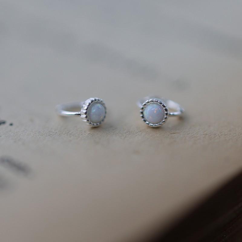 ピアス フープ 18k 小さめ アレルギー対応 オパール 1粒 一粒 仕事 プレゼント |  | 06