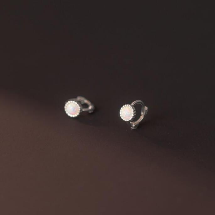 ピアス フープ 18k 小さめ アレルギー対応 オパール 1粒 一粒 仕事 プレゼント |  | 07