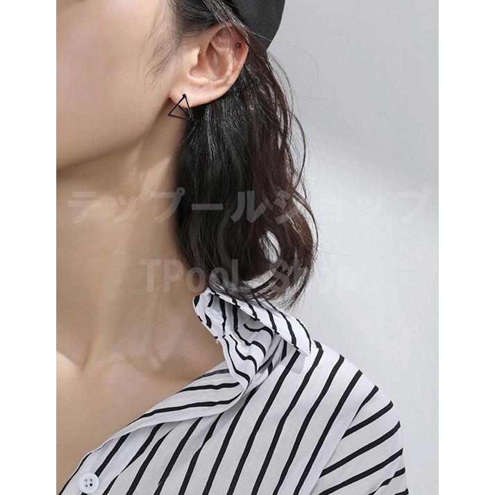 ピアス レディース アレルギー対応 フープピアス ブラック 三角 トライアングル 透かし 立体 キャッチレス 個性 両耳用 仕事 プレゼント |  | 03