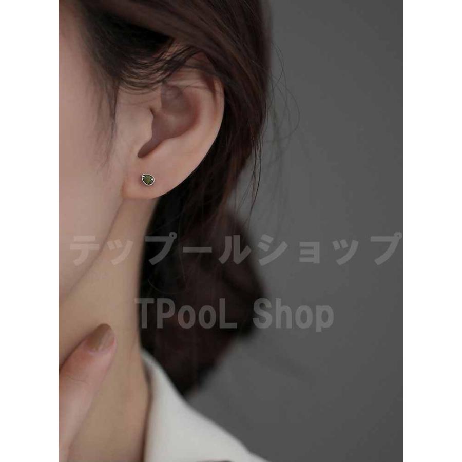 ピアス レディース 小さめ 18K ゴールド 金属アレルギー対応 シルバー925 小ぶり 緑 グリーン モスグリーン プチモチーフ 不規則 仕事 プレゼント |  | 06