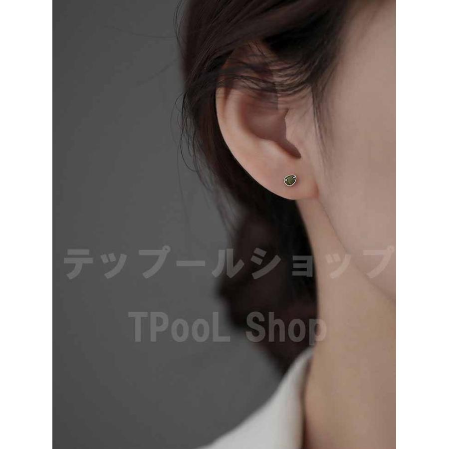 ピアス レディース 小さめ 18K ゴールド 金属アレルギー対応 シルバー925 小ぶり 緑 グリーン モスグリーン プチモチーフ 不規則 仕事 プレゼント |  | 07