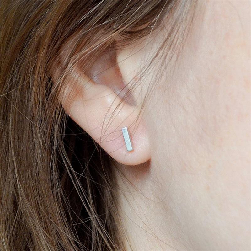 ピアス 18K 金属アレルギー対応 サージカルステンレス 小さめ Bar ストレート シルバー ゴールド ピンクゴールド シンプル 仕事 プレゼント オフィス |  | 06