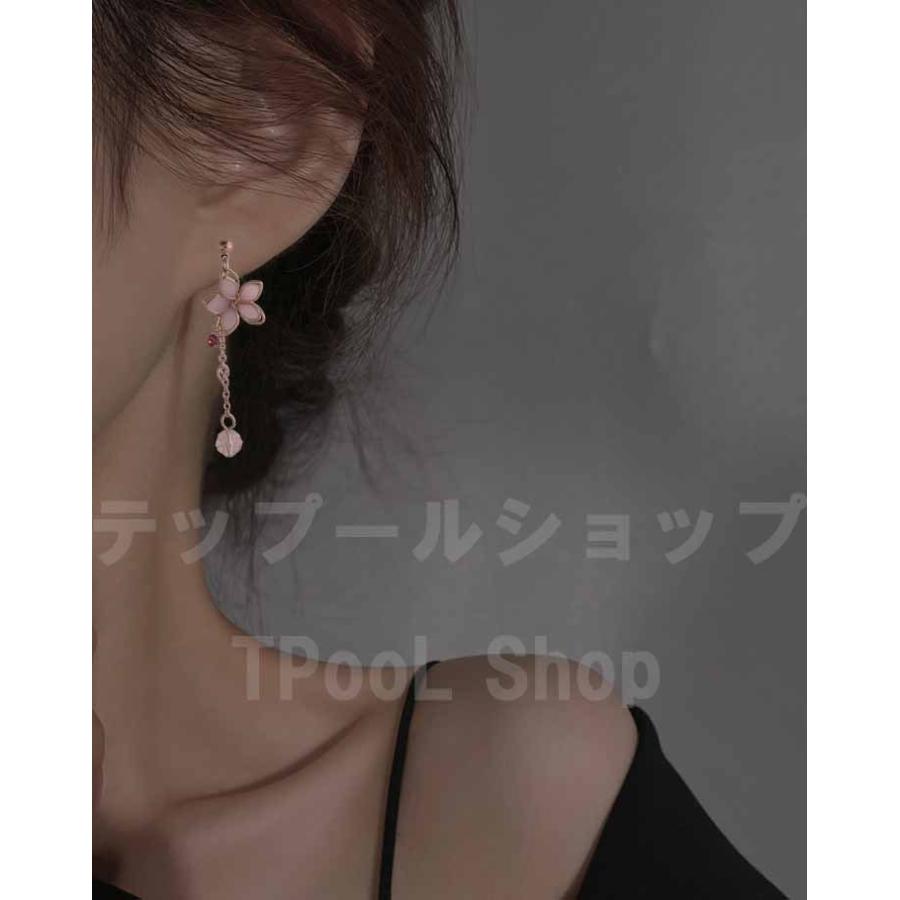 018P④【ゆらゆら】ピアス フープ 揺れる 花ダイヤ アレルギー
