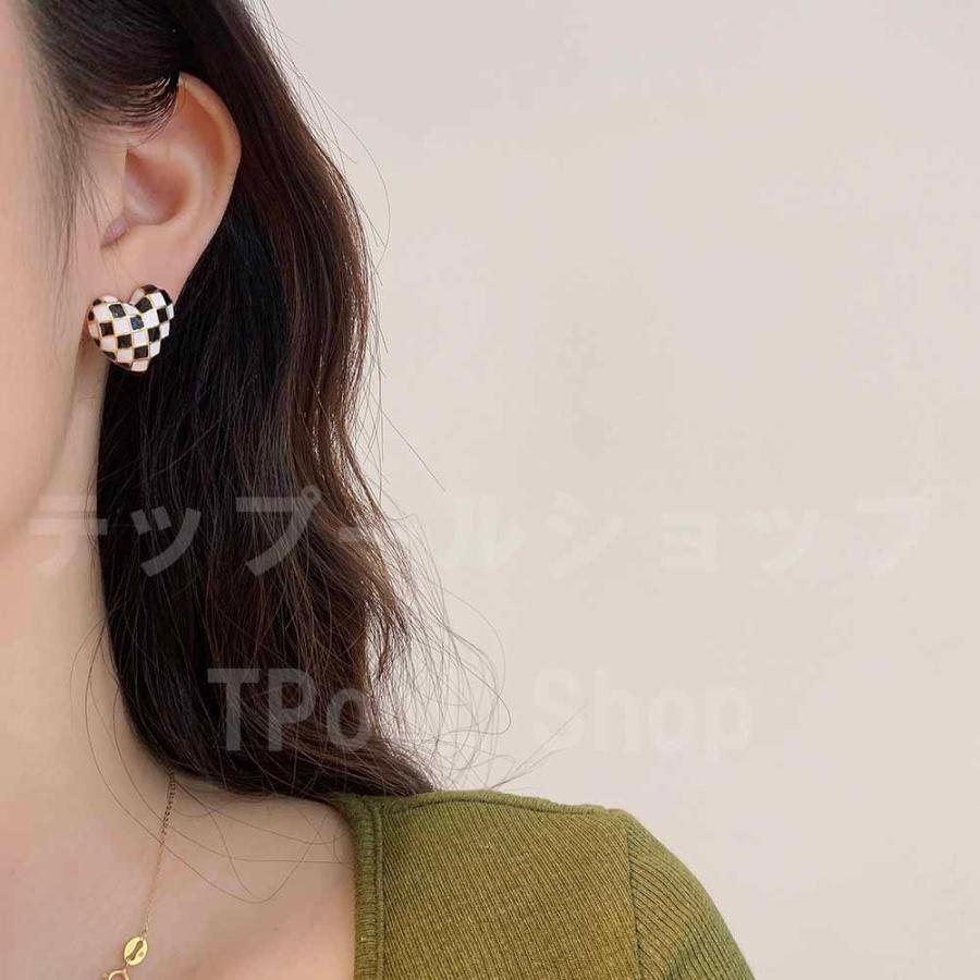 ピアス レディース 18K 金属アレルギー対応 シルバー925 ゴールド ハート 立体 モノクロ チェック 白黒 フェミニン 仕事 プレゼント |  | 10