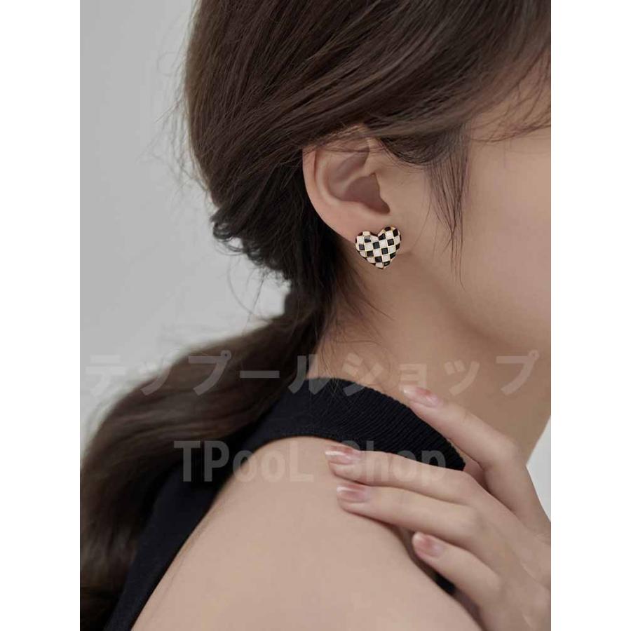 ピアス レディース 18K 金属アレルギー対応 シルバー925 ゴールド ハート 立体 モノクロ チェック 白黒 フェミニン 仕事 プレゼント |  | 08