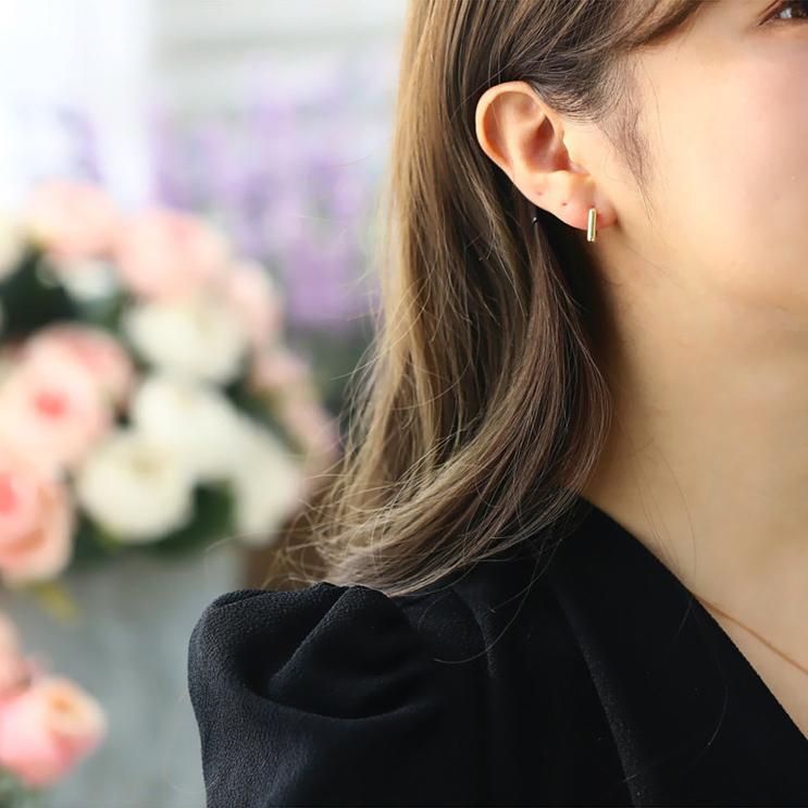 ピアス 18k 小さめ アレルギー対応 18金 レディース スクエア