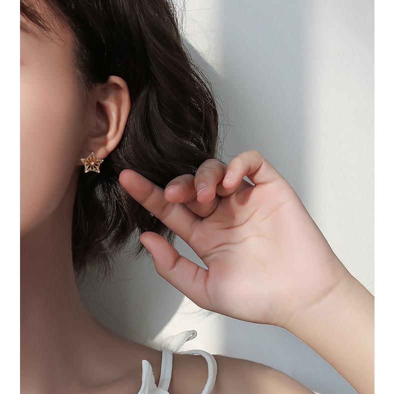 ピアス レディース 18K アレルギー対応 星 月 スター ムーン アシンメトリー パール シルバー925 ゴールド 透かし 仕事 プレゼント |  | 06