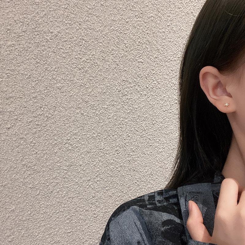 ピアス レディース 18金 金属アレルギー対応 小さめ 小ぶり ゴールド シルバー 925 太陽 仕事 プレゼント ギフト 華奢 |  | 12