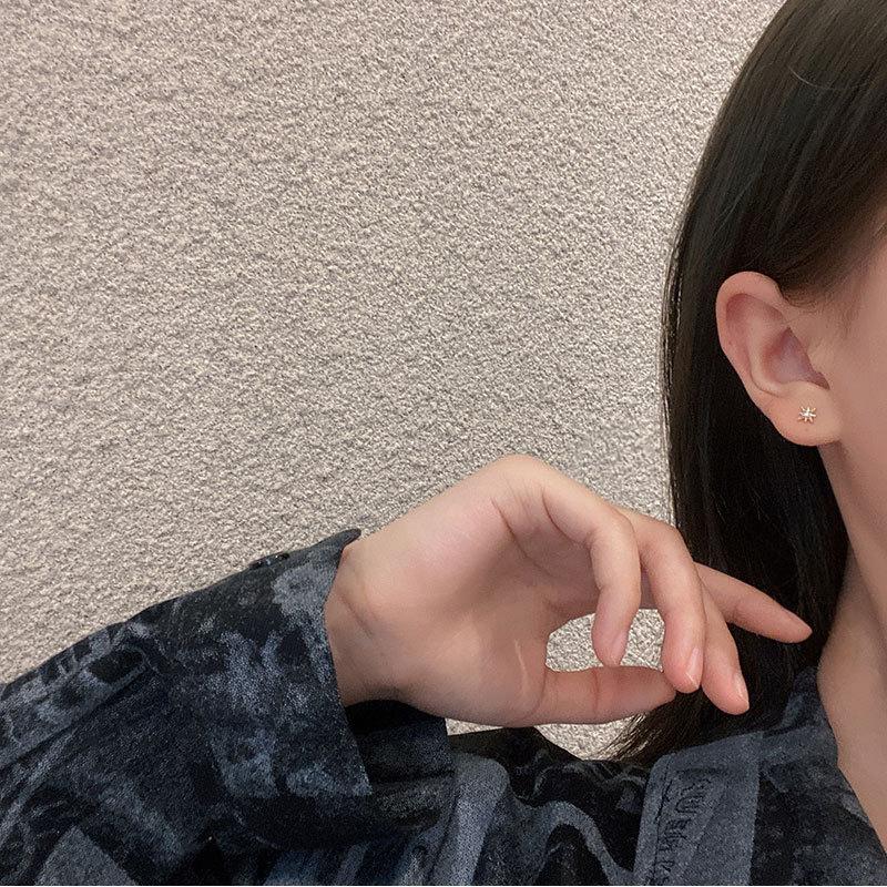 ピアス レディース 18金 金属アレルギー対応 小さめ 小ぶり ゴールド シルバー 925 太陽 仕事 プレゼント ギフト 華奢 |  | 11