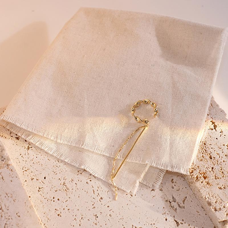 イヤーカフ チェーン 18K 金属アレルギー対応 シルバー925 ゴールド ロングチェーン ストレートバー 片耳 プチプラ 高見え 仕事 プレゼント オフィス |  | 02