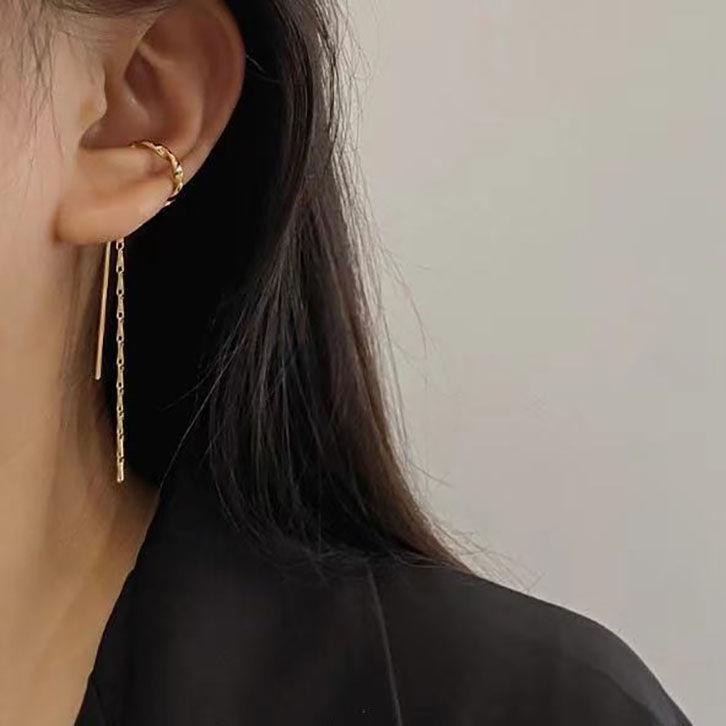 イヤーカフ チェーン 18K 金属アレルギー対応 シルバー925 ゴールド ロングチェーン ストレートバー 片耳 プチプラ 高見え 仕事 プレゼント オフィス |  | 06