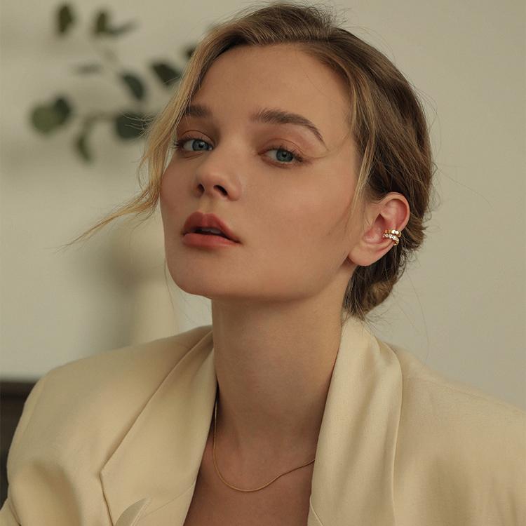 イヤーカフ 18K 金属アレルギー対応 レディース シルバー925 ゴールド アシンメトリー レイヤード エレガント プチプラ プレゼント オフィス |  | 04